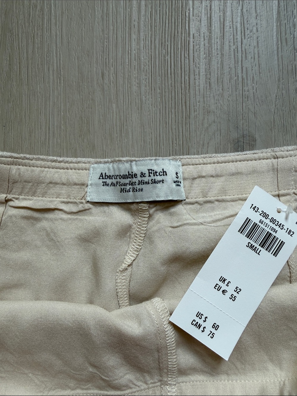 Abercrombie & Fitch Mini Skort in Light Beige - Picture 2 of 2